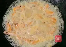 Illustration of how to make millet shrimp porridge 5