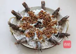 Illustration of how to make steamed prawns with garlic vermicelli 6