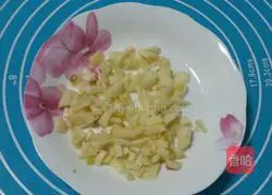 Illustration of steaming eggplant with minced meat 7