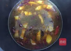 Illustration of how to make pork belly stewed with frozen tofu 13