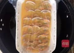 Illustration of how to make steamed eggs with flower armor 9