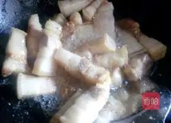 Illustration of how to make braised pork 6