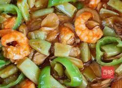 Illustration of how to make King Oyster Mushroom, Bean Curry and Shrimp 8