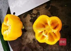 Illustration of how to make vegetable salad 5