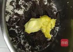 Illustration of how to make 8-inch chocolate mousse 1 