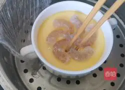 Illustration of how to make steamed eggs with shrimps 9