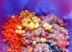 Illustration of how to make steamed pork with organ 1