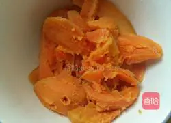 Illustration of how to make sweet potato meatballs 2