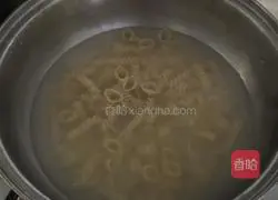 Potato Sausage Fried Pasta Practice illustration 2