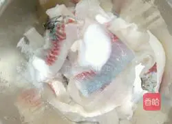 Illustration of how to cook fish with sesame paste 4