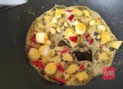 Illustration of how to make homemade fresh screws 2