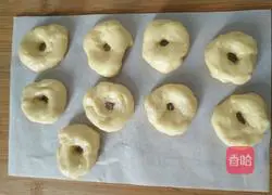 Illustration of how to make donuts 3