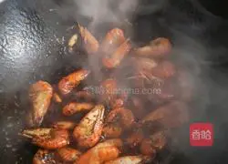 Illustration of braised Macrobrachium in oil 7