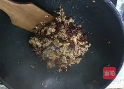 Illustration of how to make stir-fried green beans and minced meat 7