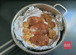 Illustration of how to make sauce-flavored tinfoil grilled fish 10