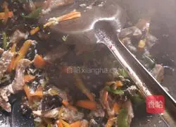 Illustration of fish-flavored shredded pork rice bowl (simple) 12