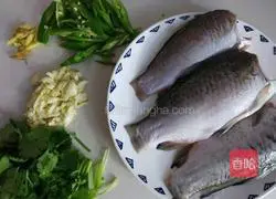 Illustration of how to make barbecue braised fish 1