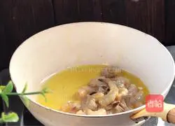 Illustration of how to make fried yuba and shrimps 8