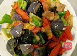 Colorful twice-cooked pork recipe 5