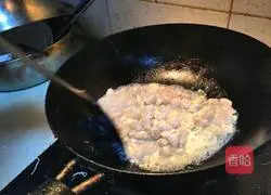 Illustration of how to make scallop soup 4