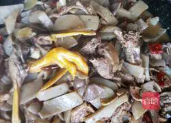 Illustration of how to make konjac beer duck 9