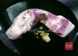 Illustration of how to make twice-cooked pork with potatoes 1