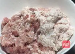 Illustration of how to make strong-flavored meatballs 1