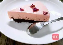 Rose Petal Mousse Cake Recipe Illustration 14