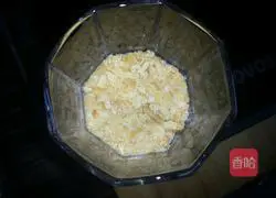 Illustration of how to make Lanxiangzi cheese mousse jelly 7