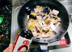  Illustration of braised dried salted fish 6