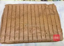 Chocolate Cake Roll Recipe Illustration 17