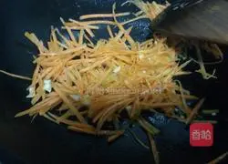 Illustration of how to make fish-flavored shredded pork (less meat version) 12