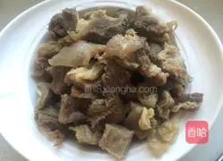 Illustration of how to make beef stew with potatoes 6