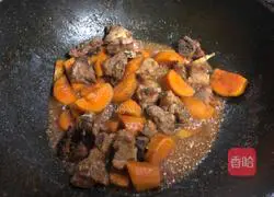 Cantonese farm dish - sweet potato Illustration of braised pork ribs 10