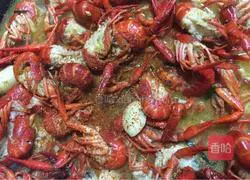 Thirteen-spice lobster recipe illustration 7