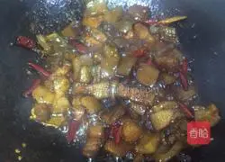 Illustration of how to make pork belly stewed with frozen tofu 11