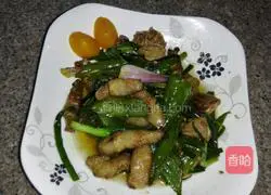 Illustration of how to make twice-cooked pork with chili pepper 1