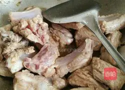 Illustration of Northeastern stew in one pot 2