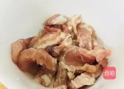 Illustration of how to make boiled pork slices 1
