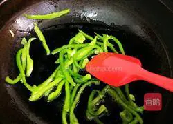 Illustration of how to make stir-fried shredded potatoes 11