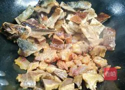 Illustration of how to cook bacon and roasted fish 7