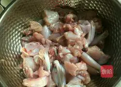 Illustration of how to make pickled bullfrog 1