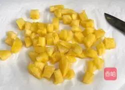 Illustration of how to make pineapple glutinous rice 8