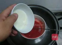 Strawberry Cheese Mousse Cake Recipe Illustration 7