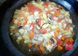 Illustration of how to make Italian vegetable soup 13