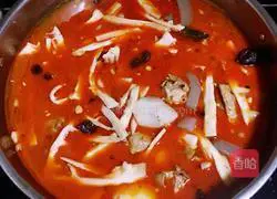 Illustration of how to make bamboo shoots and taro chicken (roast chicken) 12