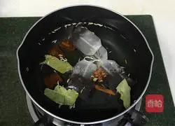 Illustration of how to make brown sugar tea eggs 5