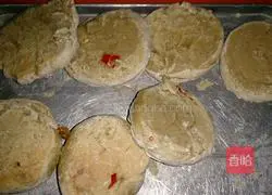 Illustration of how to make imitation Yangquan pressed cakes (pan-baked hand-shredded cakes) 5