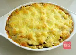 Illustration of how to make seafood cheese baked rice 9