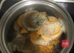 Illustration of how to make vermicelli scallops 6